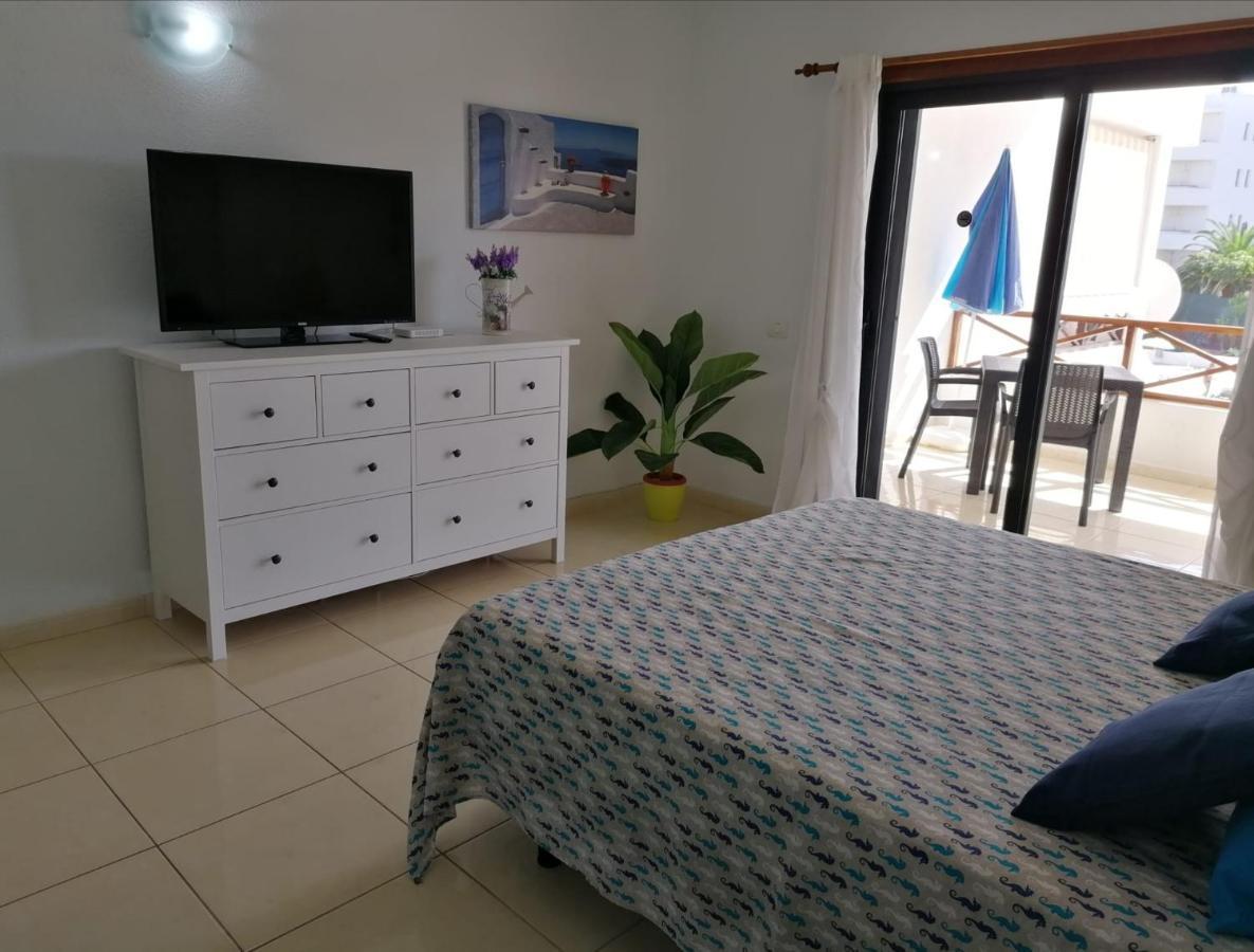 Large Studio Apartment With Lovely Terrace And Wifi Los Cristianos  Ngoại thất bức ảnh